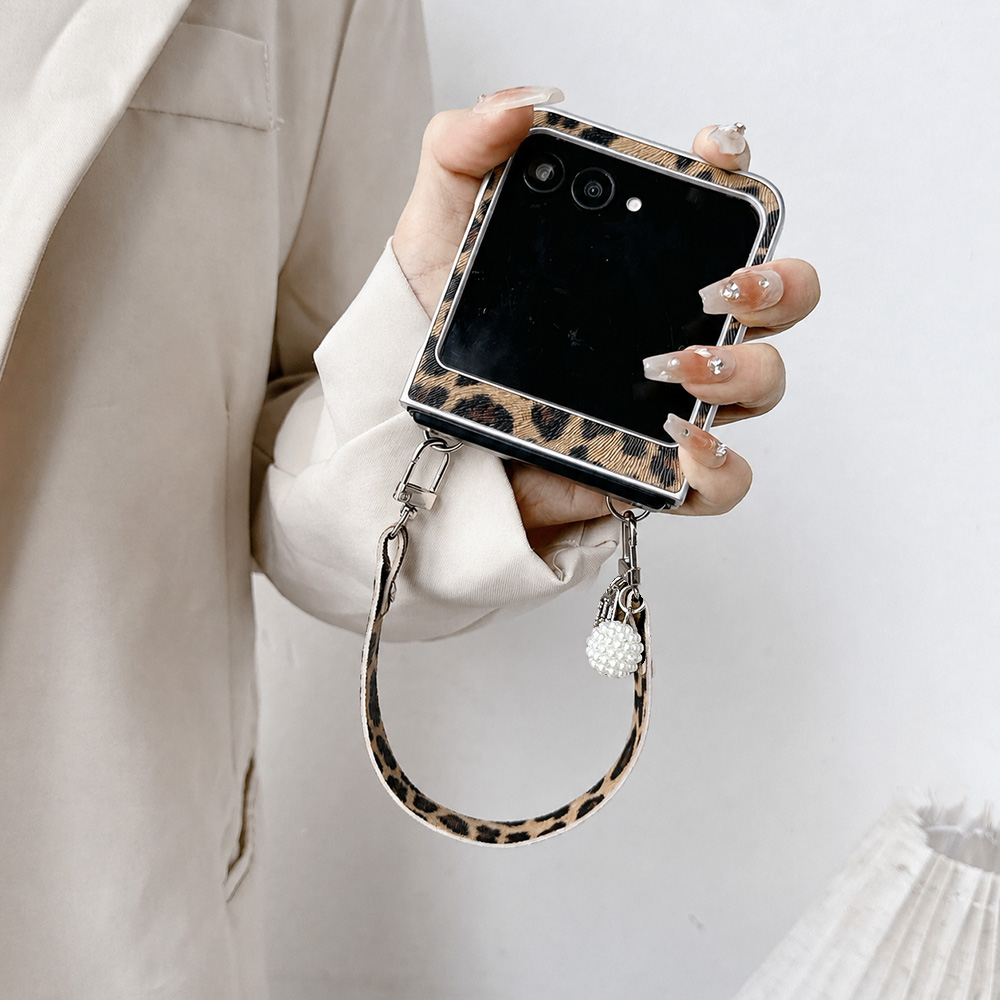 Leopard Print Folding Flip Pho - Phone Accessories Case 评论和价格